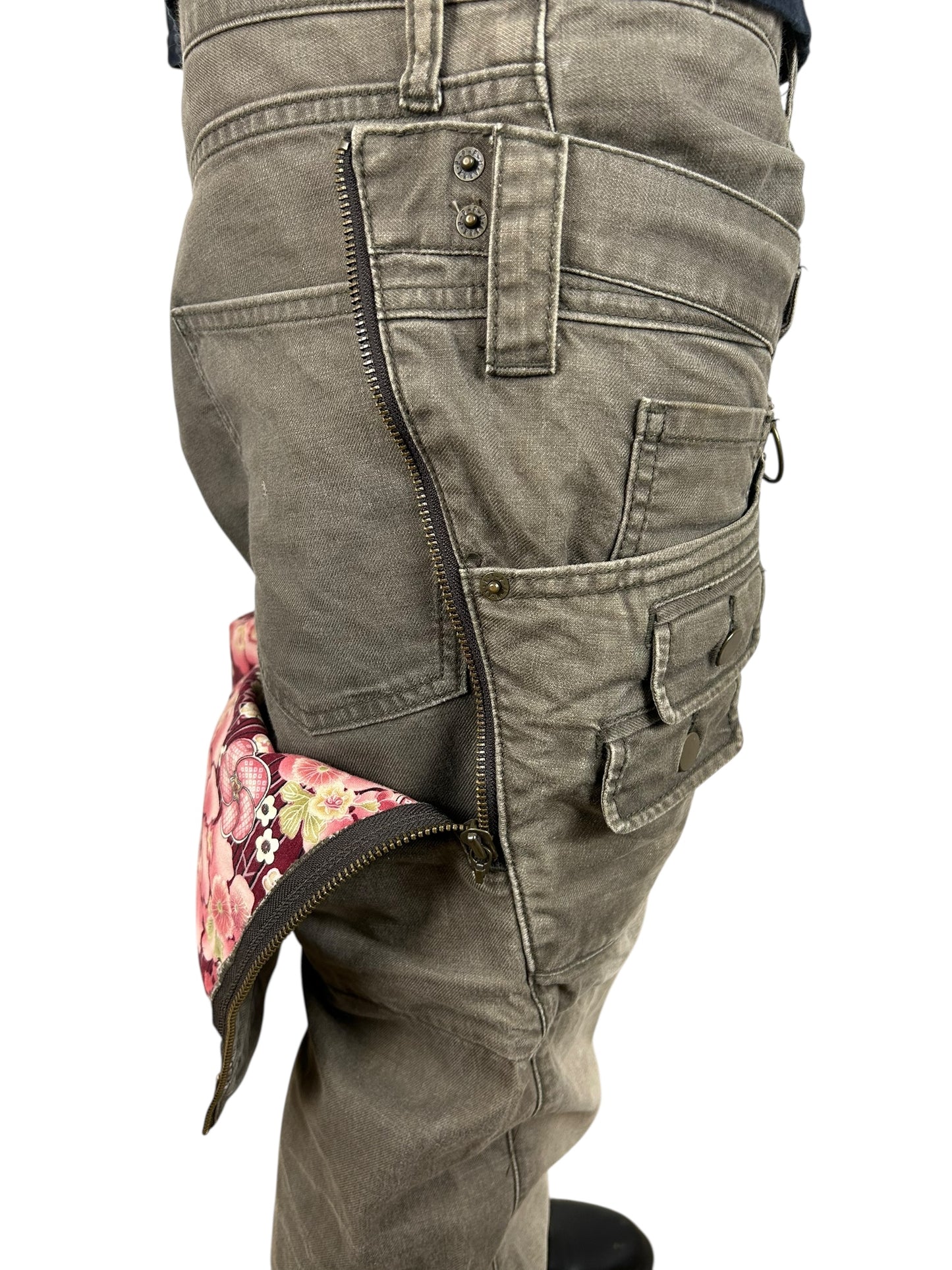 2000s PPFM Double Waisted Plaid Lined Cargo Pants (32x32)