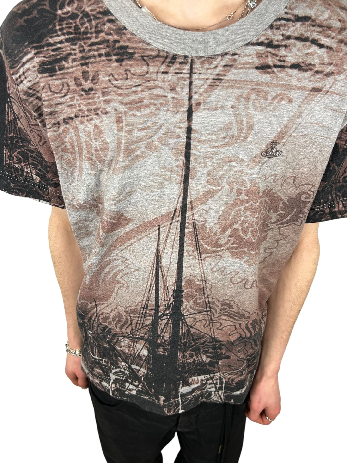 Vivienne Westwood Man
Baroque Inspired All Over Print (L)