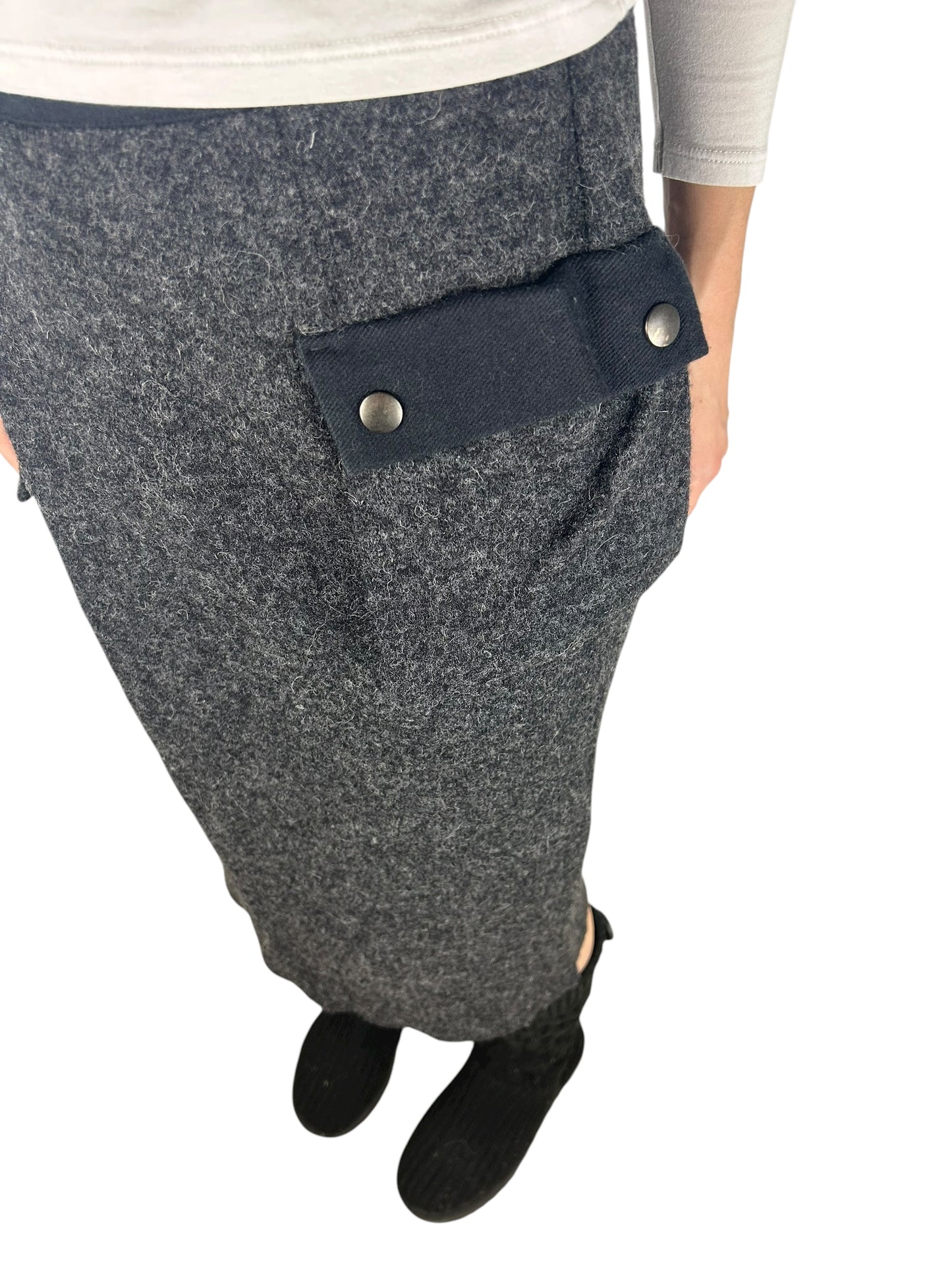 Johnbull Cargo Pocket Raw Edged Wool Skirts (26x27)