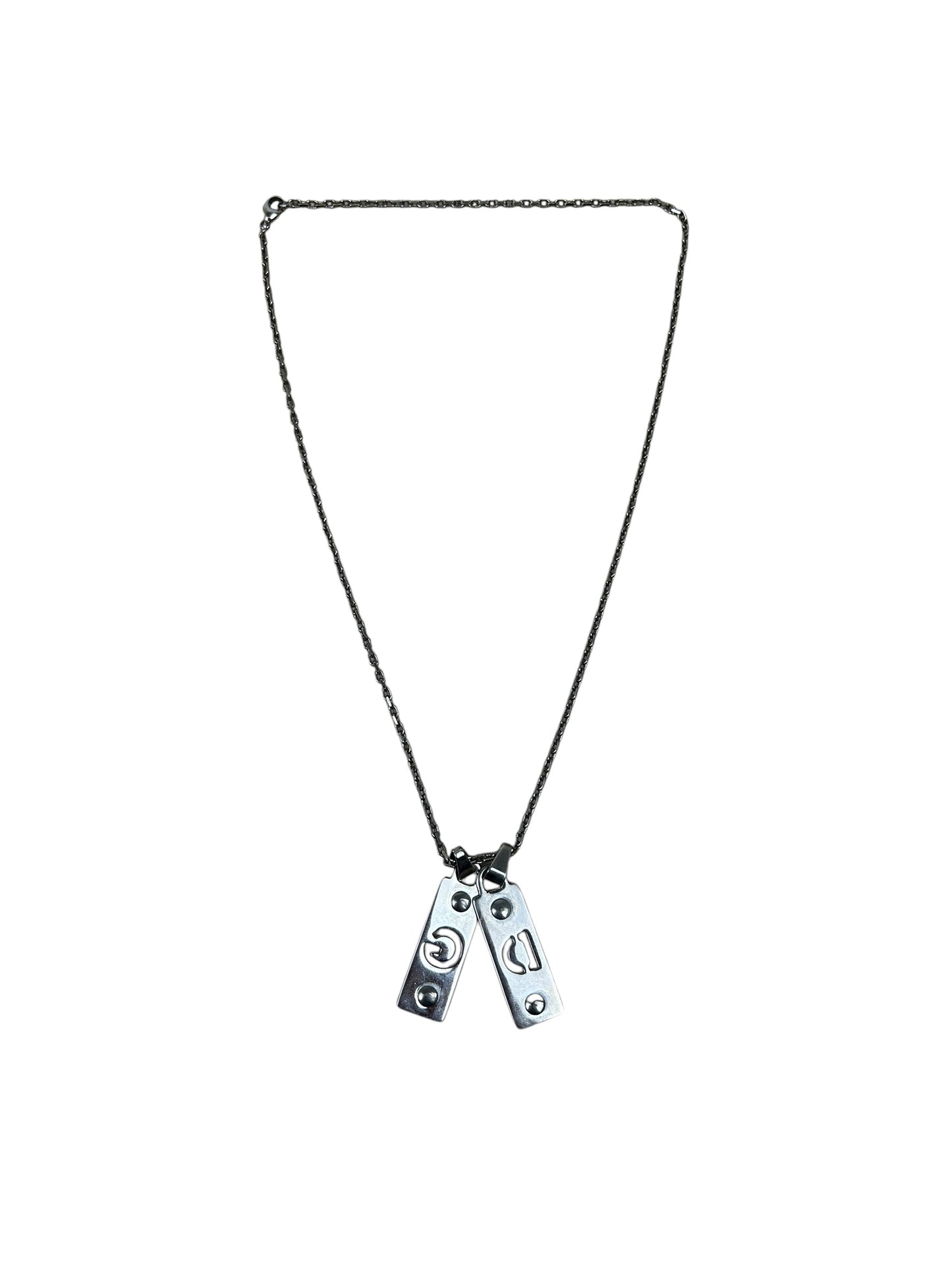 Dolce & Gabbana Silver "DG"
Pendant & Necklace