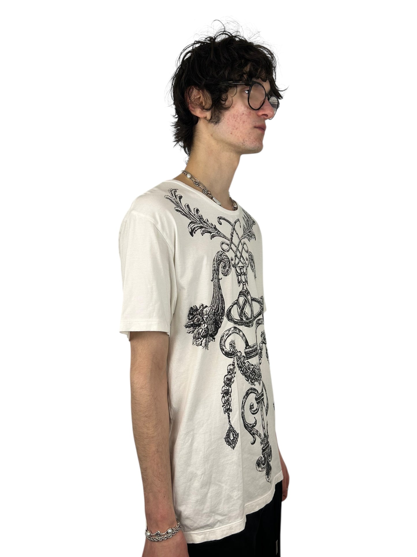 Vivienne Westwood MAN Ornate
Baroque Crest Graphic Tee (M)