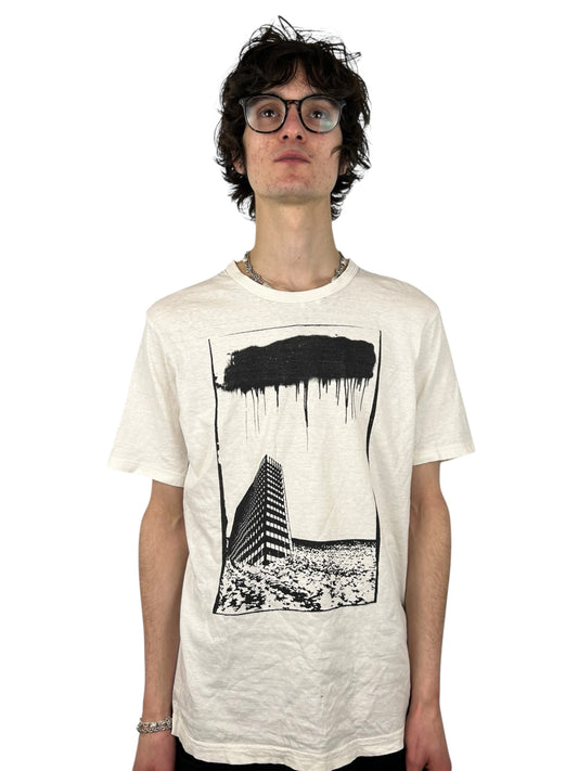 Undercoverism Brutalist Building
Graphic T-shirt (L)